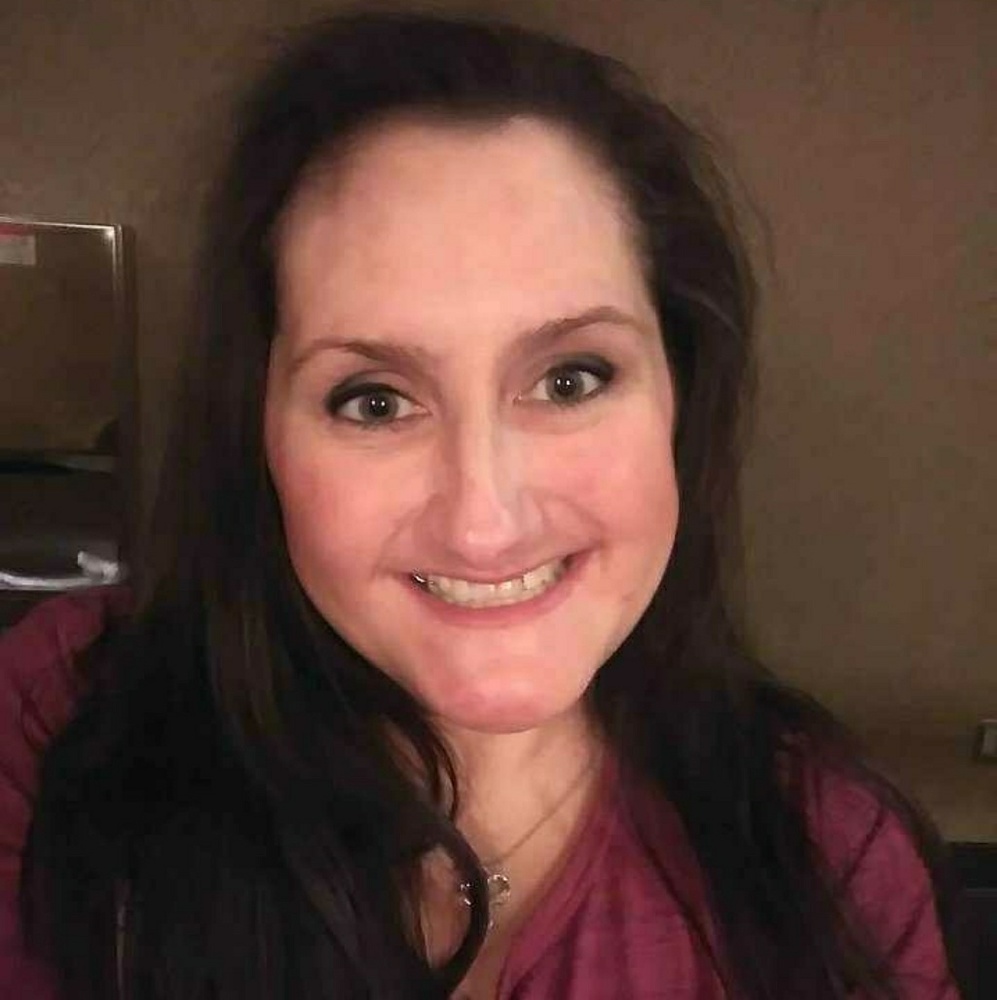 Meet your Posher, Debbie
